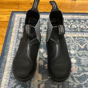 Blundstone Classics #510 in size 8